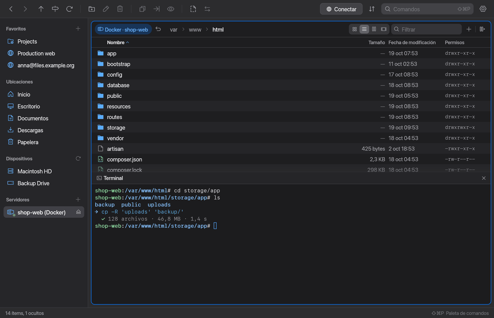 Un panel con un terminal debajo